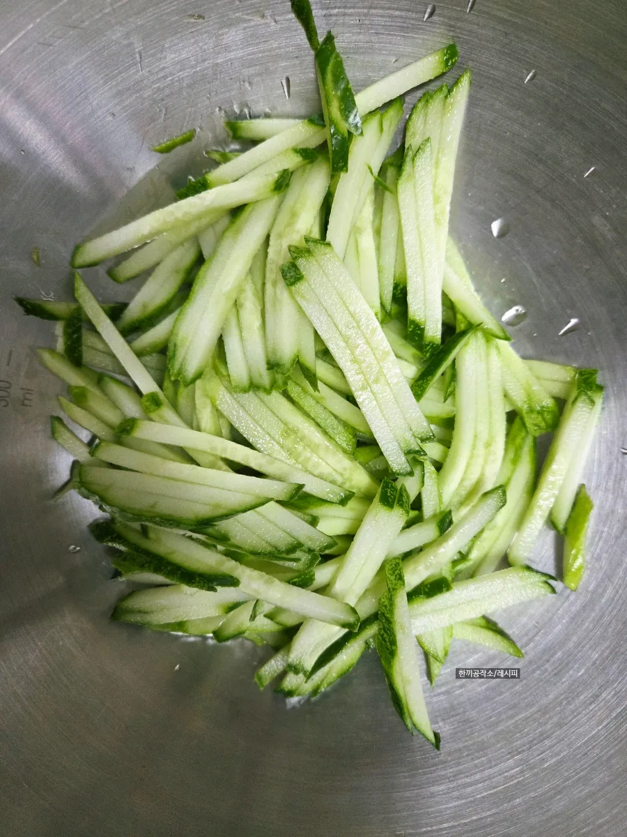 오이냉국 레시피, 냉면육수 성공 치트키! 오이미역냉국