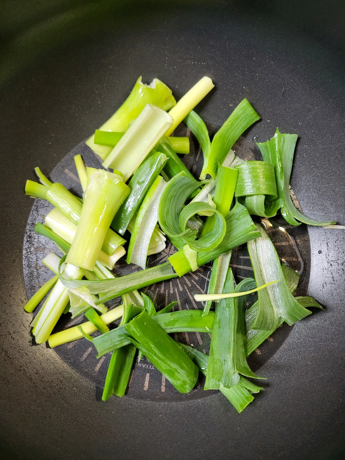 궁중떡볶이 레시피 맵찔이도 OK! 남은 불고기로 5분 컷 만들기