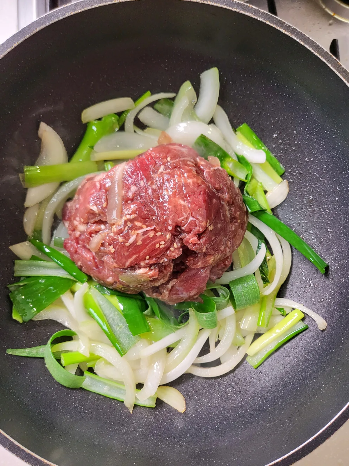궁중떡볶이 레시피 맵찔이도 OK! 남은 불고기로 5분 컷 만들기
