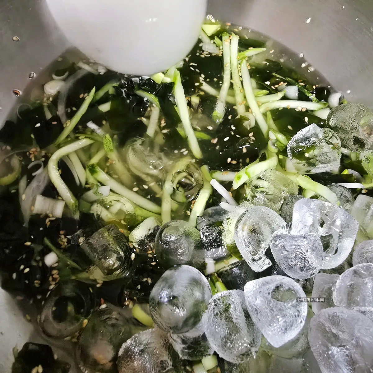 오이냉국 레시피, 냉면육수 성공 치트키! 오이미역냉국