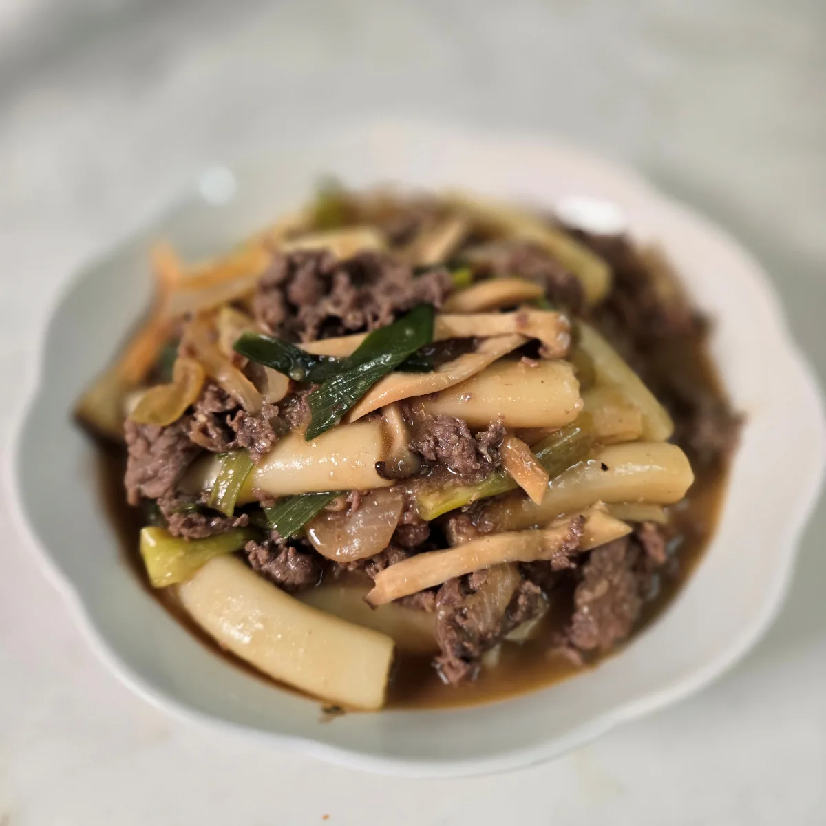 궁중떡볶이 레시피 맵찔이도 OK! 남은 불고기로 5분 컷 만들기