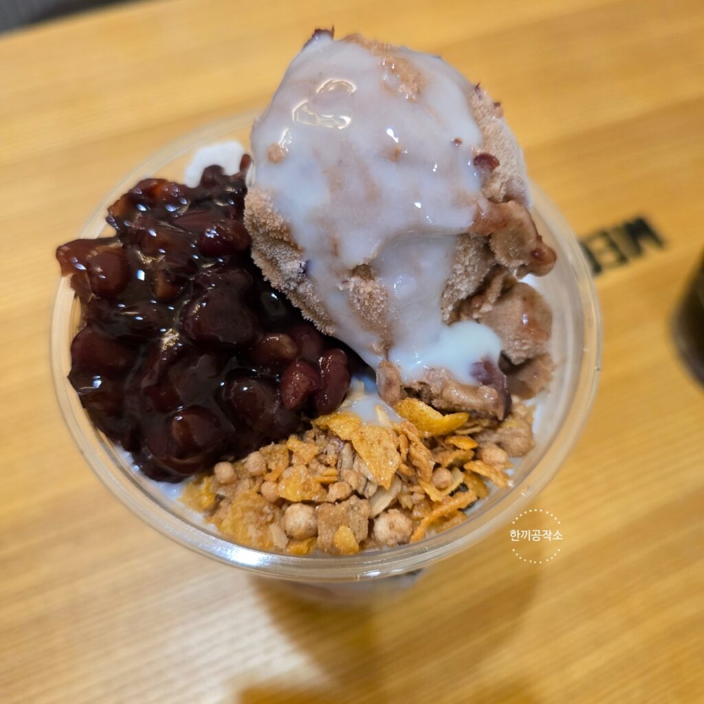 메가커피 팥빙수, 세 번 도전 끝에 맛본 후기!(메가커피 팥빙젤라또파르페) 13 11 14