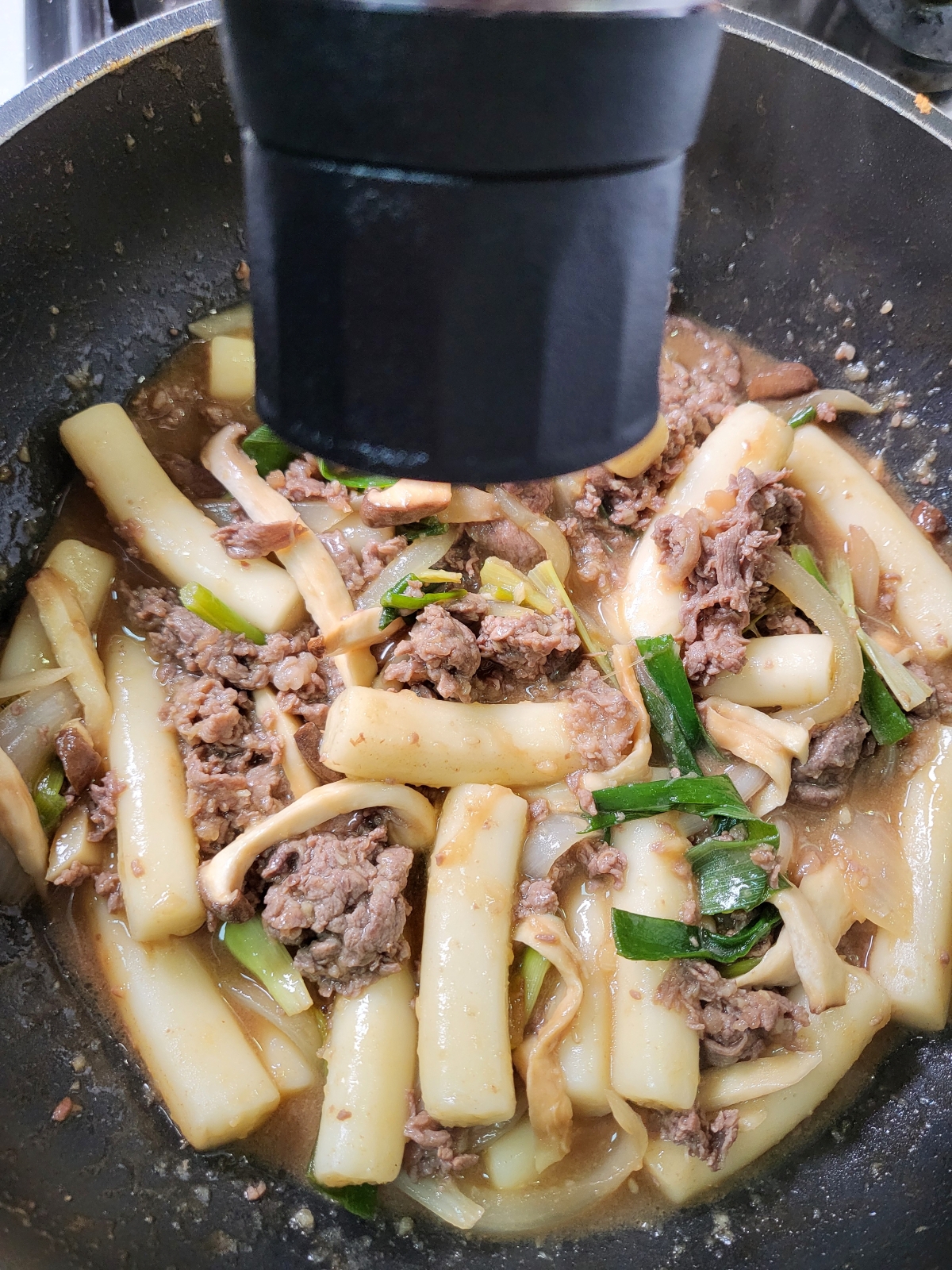 궁중떡볶이 레시피 맵찔이도 OK! 남은 불고기로 5분 컷 만들기 20 18 2