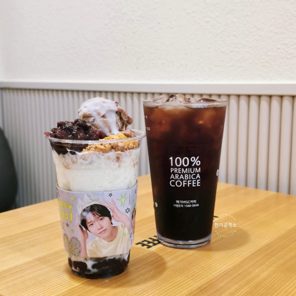메가커피 팥빙수, 세 번 도전 끝에 맛본 후기!(메가커피 팥빙젤라또파르페) 3 2 15