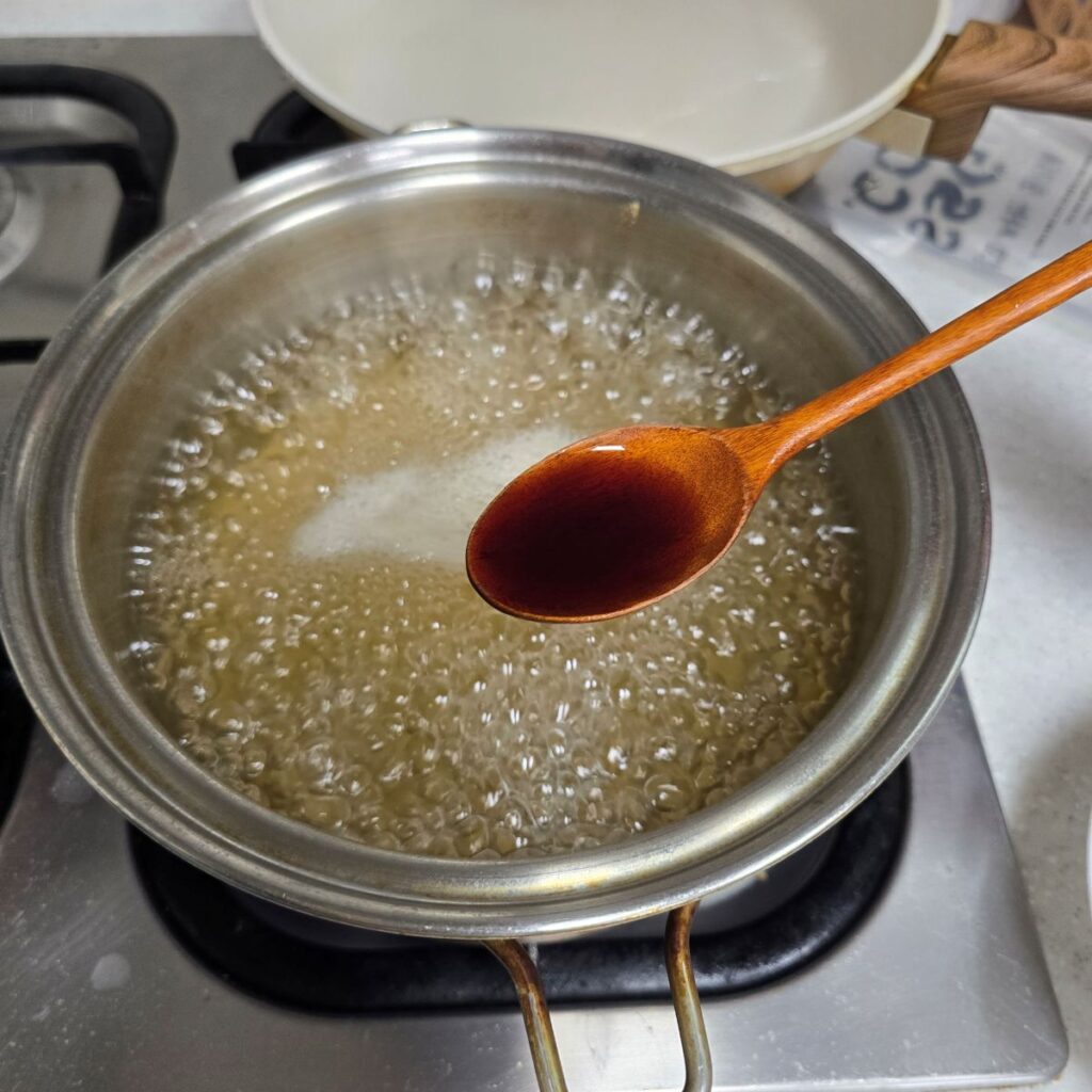 칼칼 시원함의 끝판왕! 오징어무국 레시피, 실패 없는 황금비율 끓이는법 | 한끼공작소 12 4 | 한끼공작소