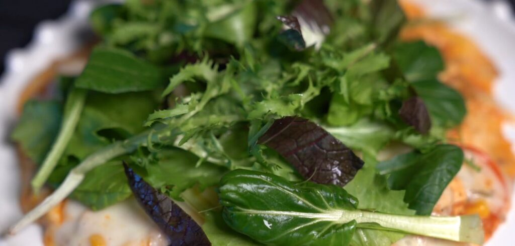 간단 또띠아 피자 만들기! 신선한 샐러드 피자로 즐기는 맥주안주 24 22 13