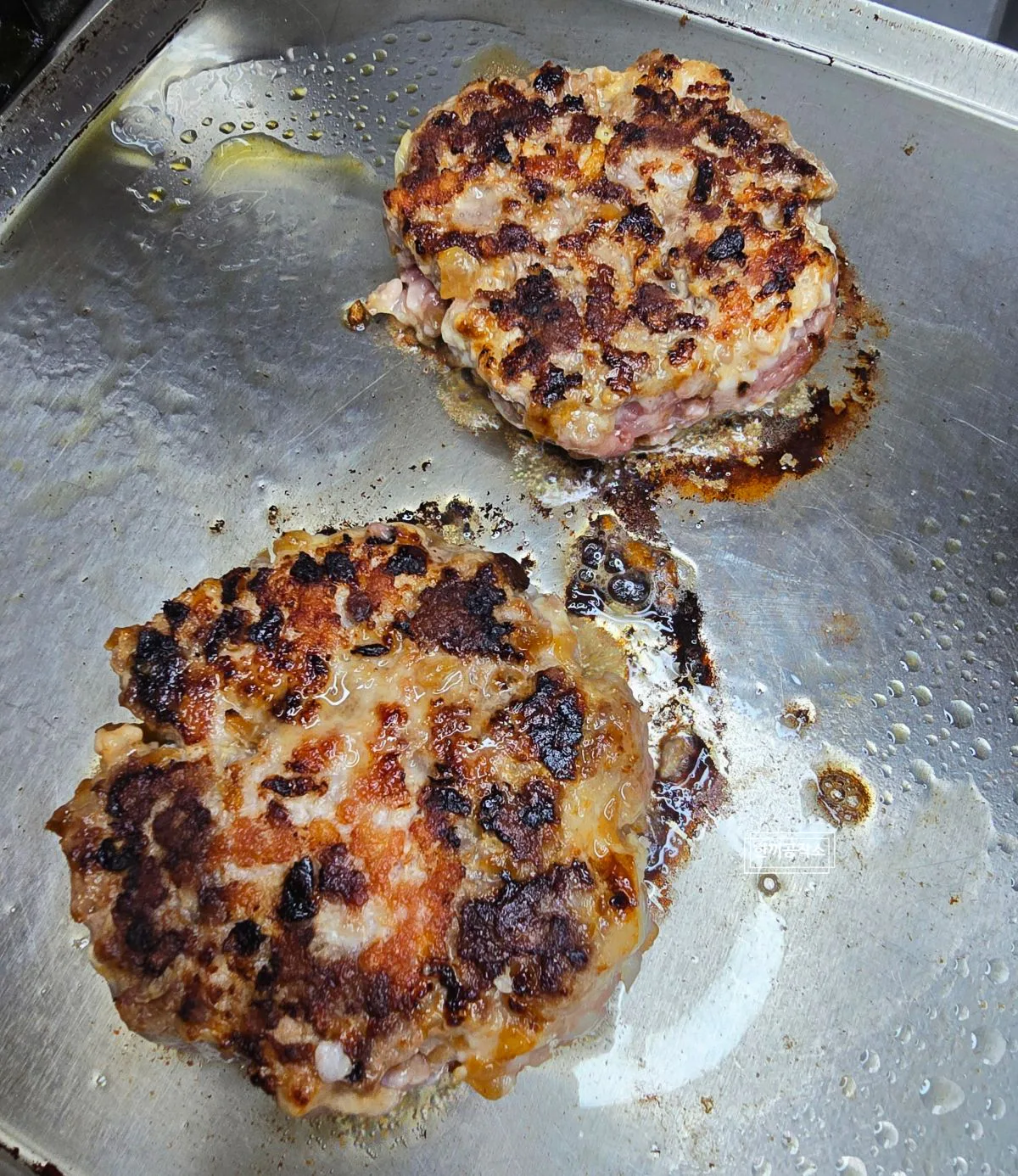 버거킹 마니아가 만든 인생 수제버거 만들기, 볶은 양파가 햄버거 패티 신의 한 수! (황금비율 레시피)