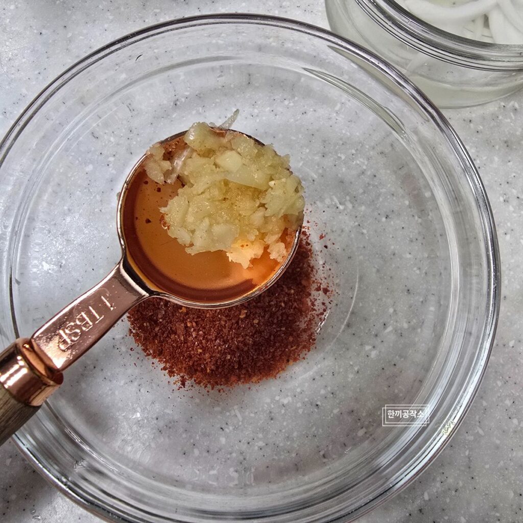 오이무침 황금레시피, 입맛 없을 때 최고 오이무침 레시피 | 한끼공작소 12 45 | 한끼공작소