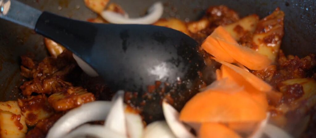 백종원 두부김치 만드는법 두부김치볶음 돼지고기두부김치 두부반찬 21 18 25