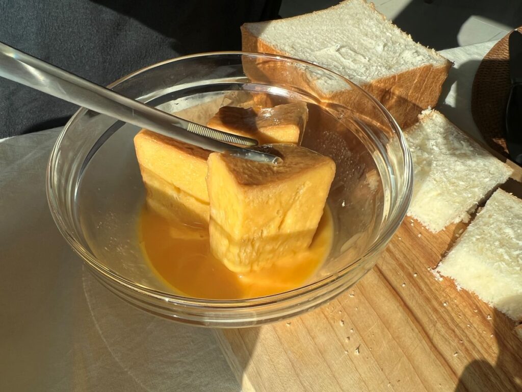 집에서도 간단하게! 프렌치 토스트 만들기 / 계란 식빵 브런치 24 19 29