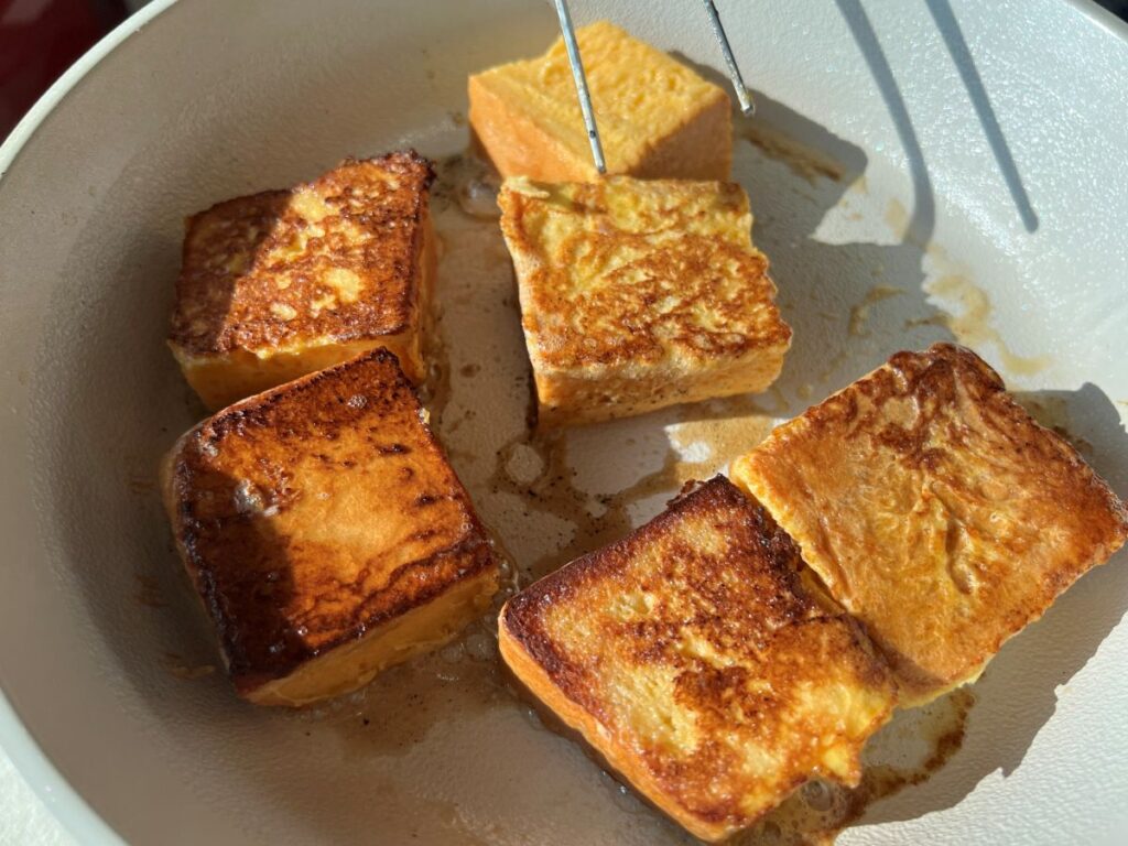 집에서도 간단하게! 프렌치 토스트 만들기 / 계란 식빵 브런치 27 22 27