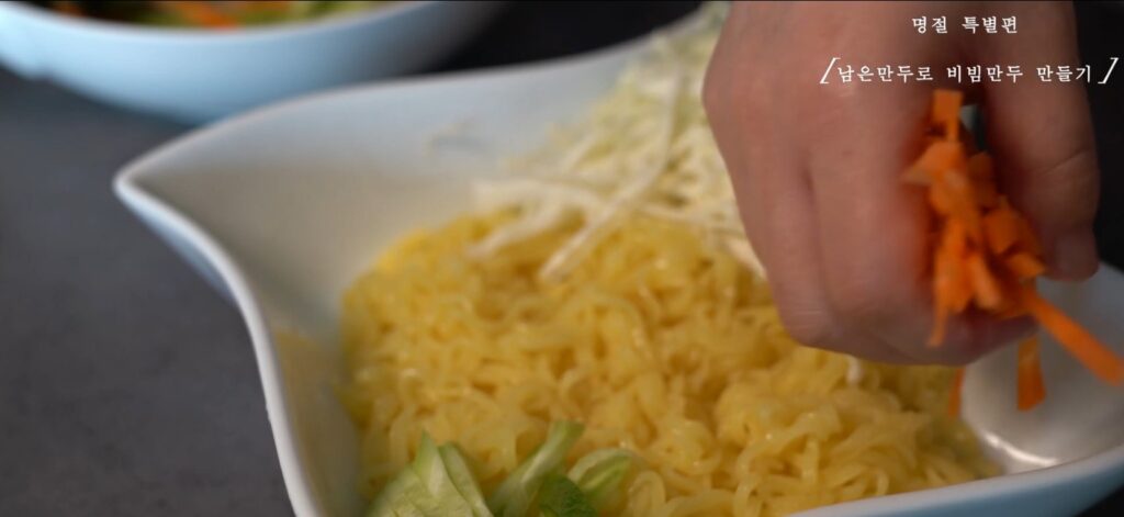 명절 남은 음식의 변신! 잡채호떡 & 매콤 비빔만두 레시피 35 31 12