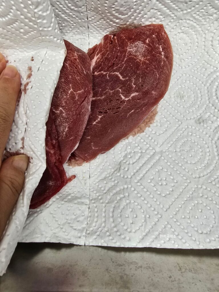 육전 만드는법, 인생 파절이 레시피 비법 공개! (feat. 참소스 활용) | 한끼공작소 5 48 | 한끼공작소