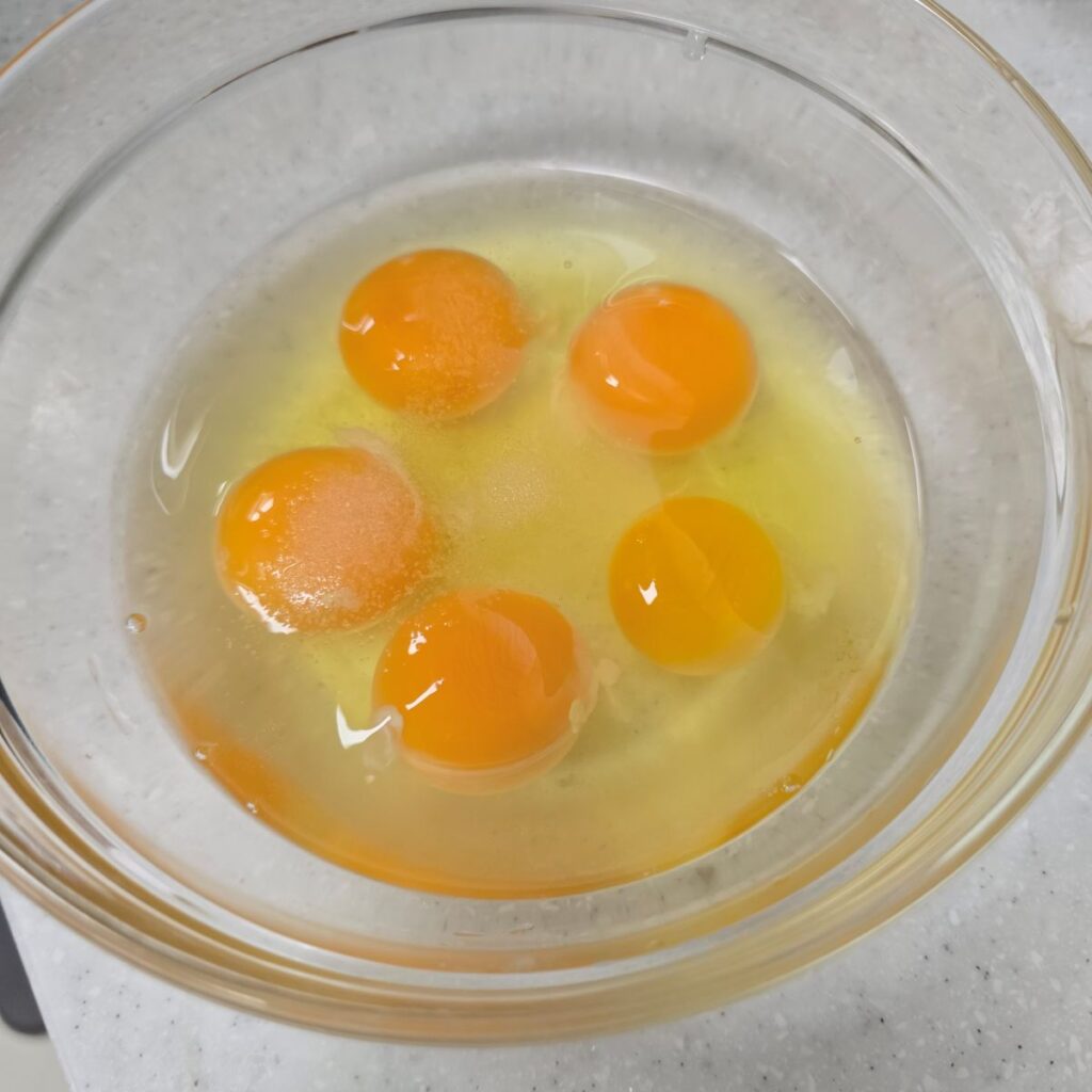 김밥 만들기, 뻔한 스팸김밥에 '이것' 하나 추가하면 인생 레시피 됩니다 | 한끼공작소 9 47 | 한끼공작소