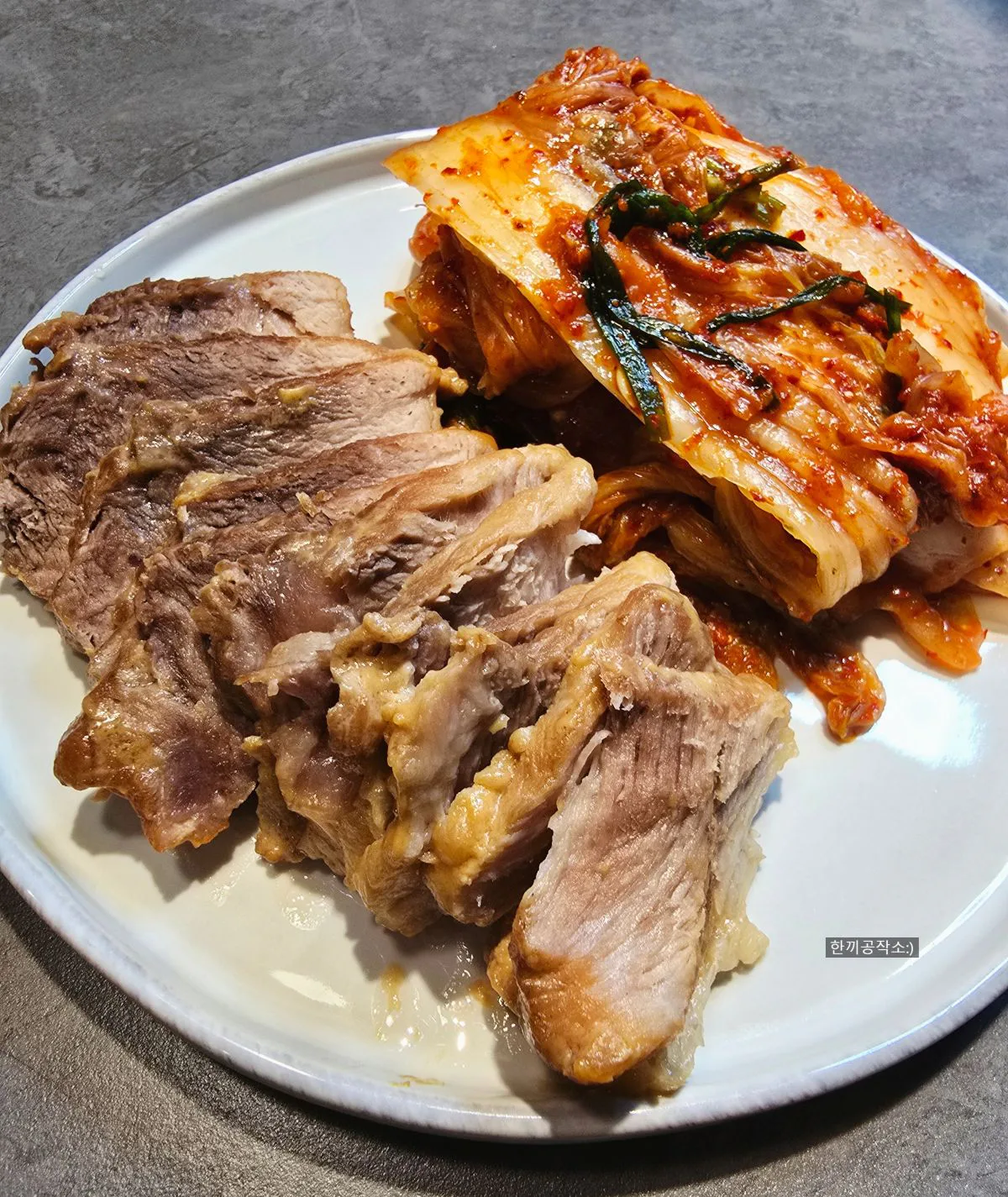 돼지고기 수육 삶는법 막걸리 수육 레시피 삶는시간(잡내 제로!)