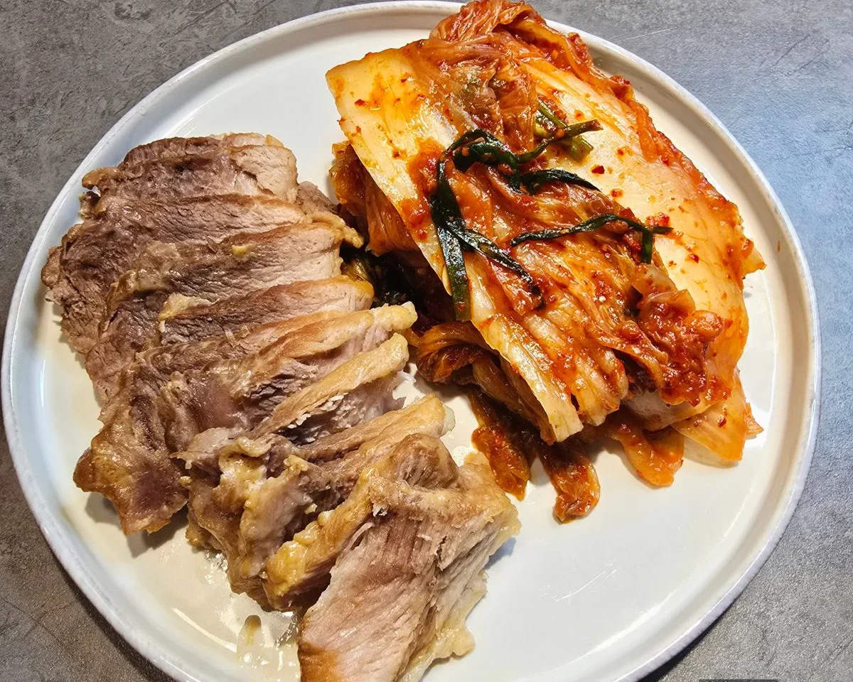 돼지고기 수육 삶는법 막걸리 수육 레시피 삶는시간(잡내 제로!)
