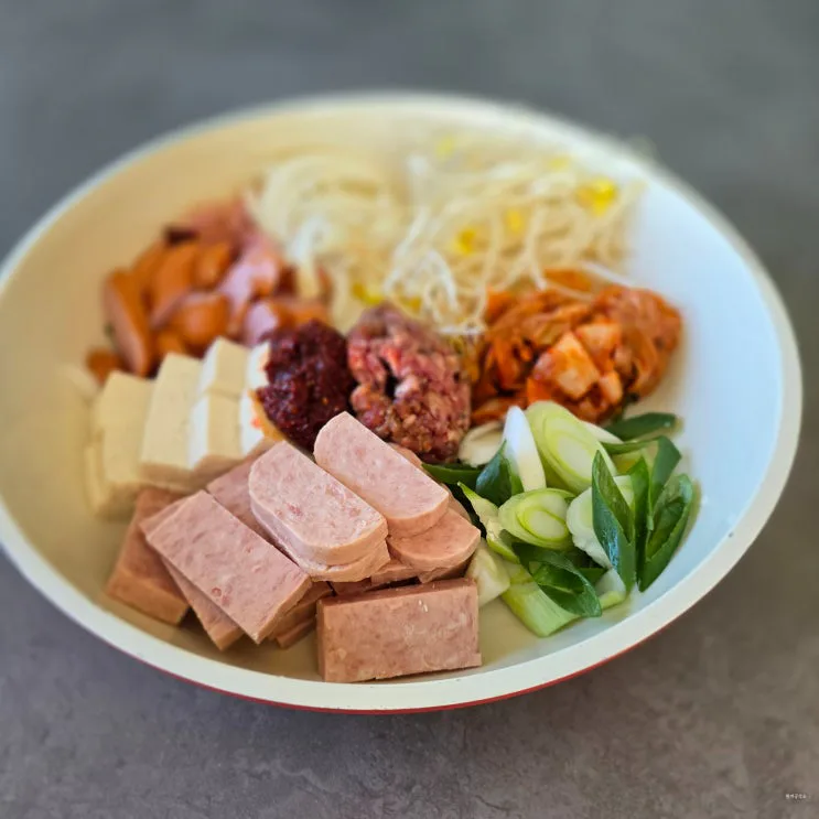 부대찌개 레시피 의정부 맛집 양념장 비법 담은 부대찌개 황금레시피