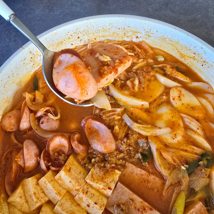부대찌개 레시피 의정부 맛집 양념장 비법 담은 부대찌개 황금레시피