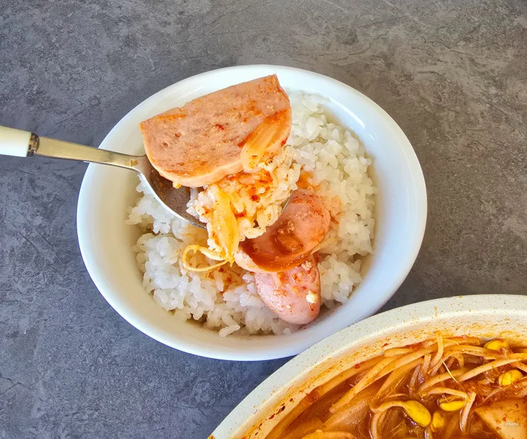부대찌개 레시피 의정부 맛집 양념장 비법 담은 부대찌개 황금레시피