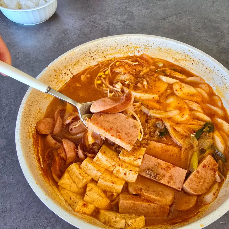 부대찌개 레시피 의정부 맛집 양념장 비법 담은 부대찌개 황금레시피