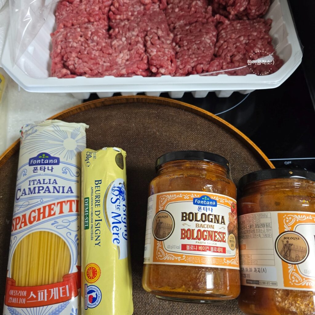 연말 크리스마스 홈파티 4코스 메뉴 동선: 스파게티·리스샐러드·스테이크·감바스 | 한끼공작소 2 12 | 한끼공작소