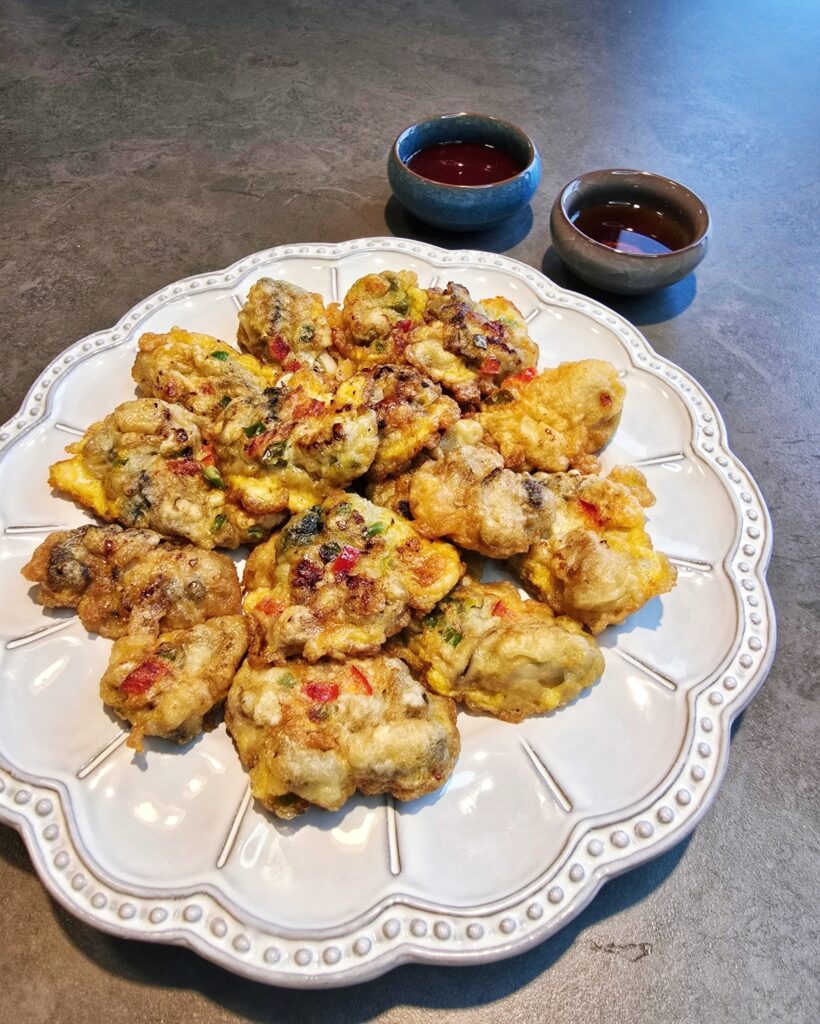 굴전 만들기 레시피 만드는법 굴세척법 겨울 제철 요리 | 한끼공작소 2 4 | 한끼공작소