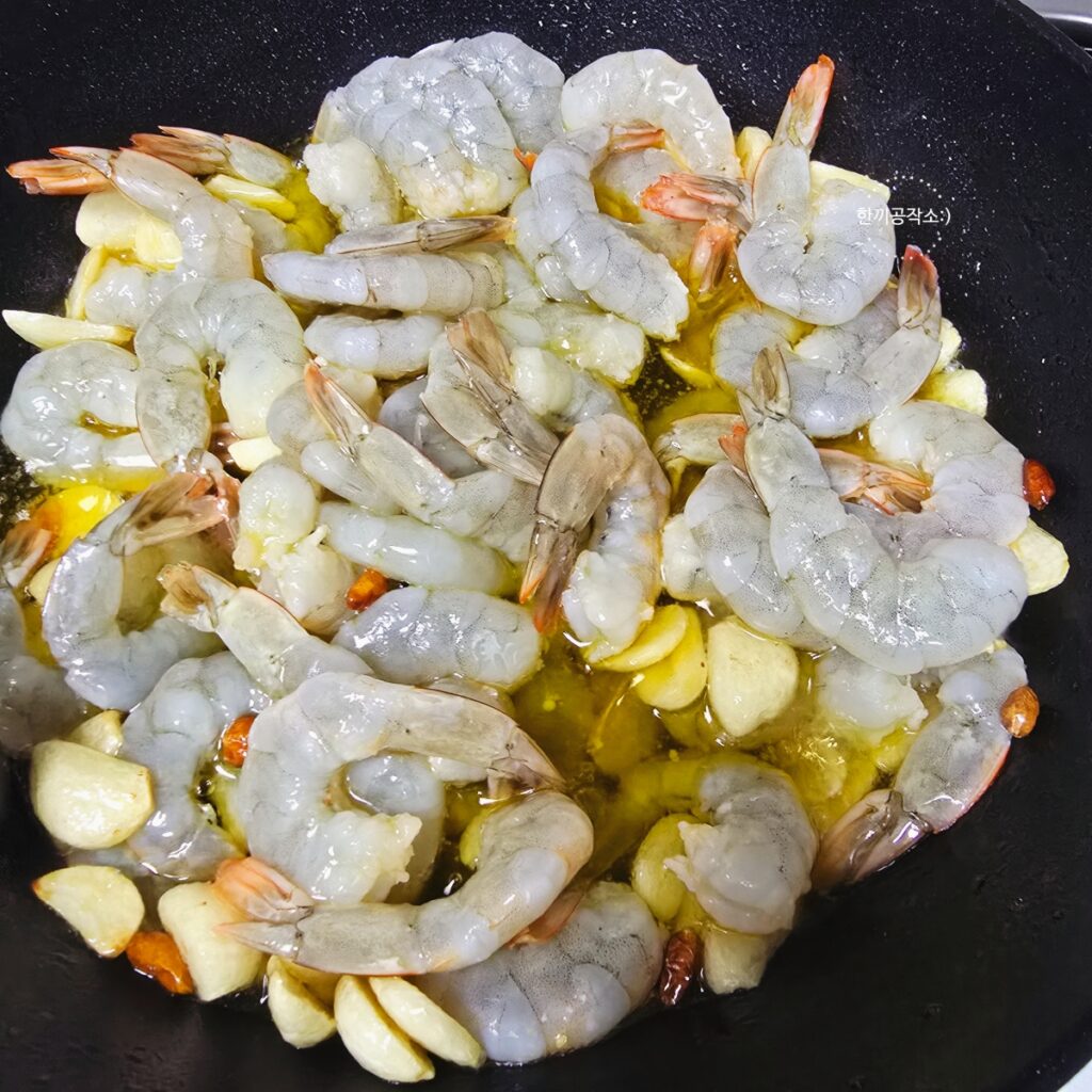 연말 크리스마스 홈파티 4코스 메뉴 동선: 스파게티·리스샐러드·스테이크·감바스 | 한끼공작소 21 5 | 한끼공작소