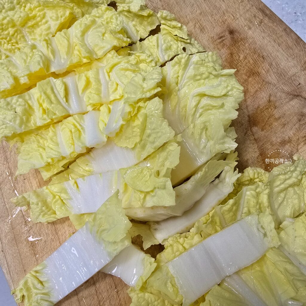 알배기 배추된장국 레시피, 육수없이 끓이는법 (10분 컷) | 한끼공작소 7 7 | 한끼공작소