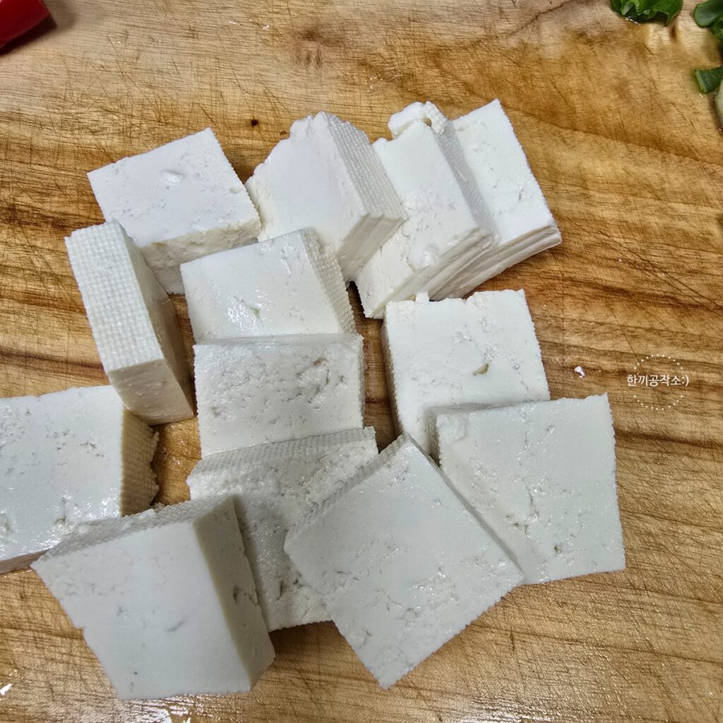 알배기 배추된장국 레시피, 육수없이 끓이는법 (10분 컷) | 한끼공작소 9 6 | 한끼공작소