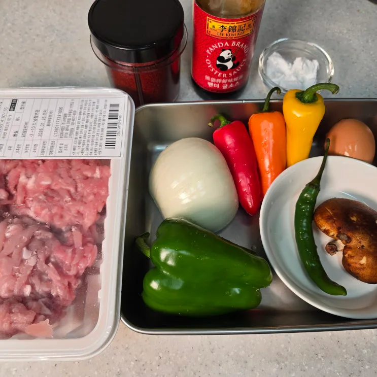 이연복 고추잡채 레시피, 고기 밑간 비법으로 육즙 폭발!