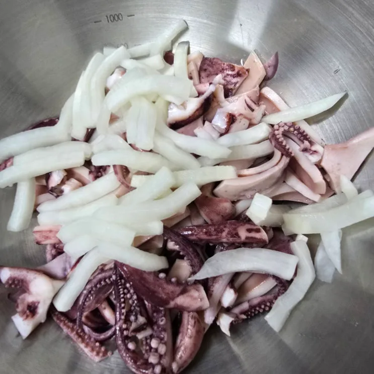 류수영 오징어초무침
