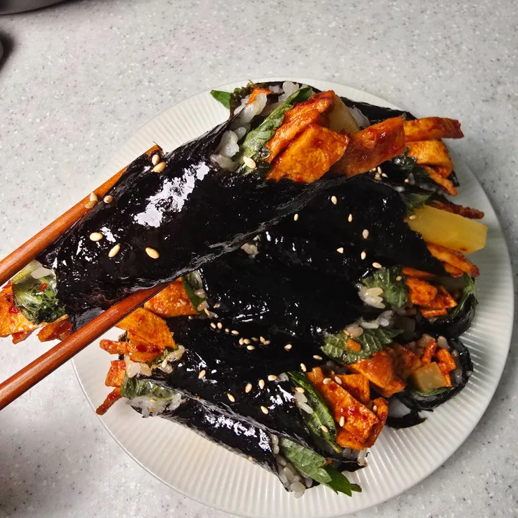 매운 어묵 꼬마김밥 만들기, 3개만 먹으려다 순삭!