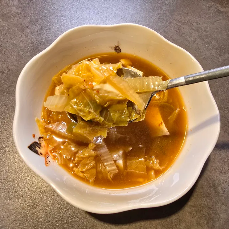 배추된장국 레시피 알배추 요리 쌀뜨물로 깊은 맛내는 황금 비율