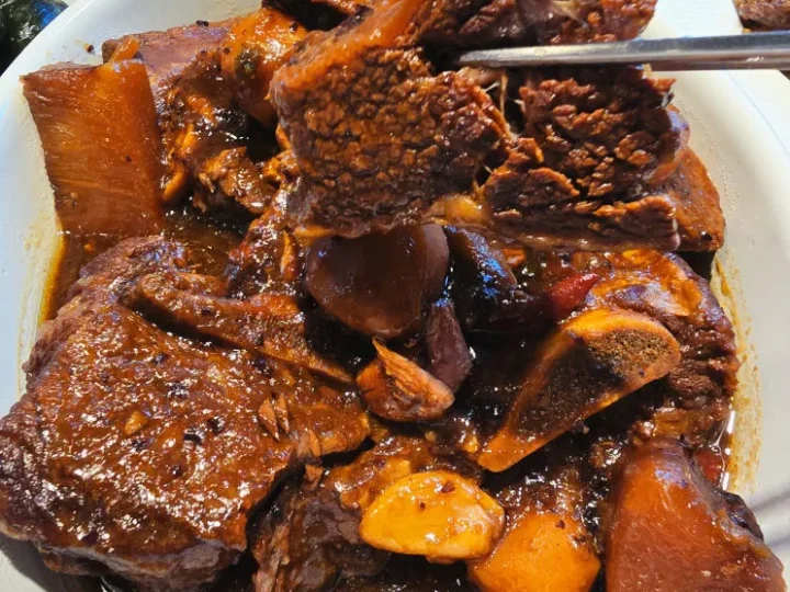 최화정 소갈비찜 직접 해보니… 재벌가 비법 ‘대추고’와 ‘이것’ 하나로 맛이 달라지네요