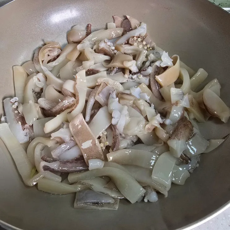 자꾸 생각나서 또 만든 오징어초무침 황금레시피