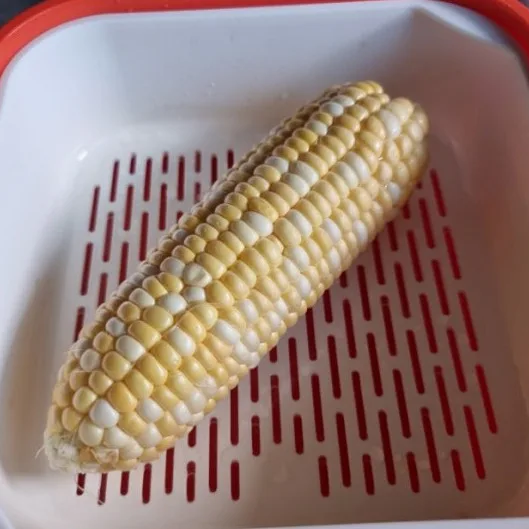 초당옥수수 찌는법, 삶지 말고 전자레인지 4~5분
