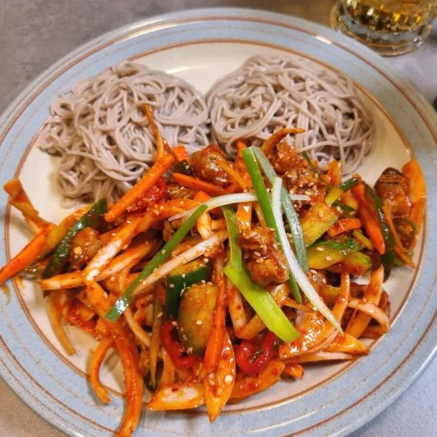 비 오는 날 막걸리 안주 12가지 — 전·볶음·두부 한 상 완성 공식