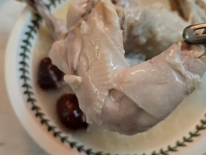 삼계탕 끓이는법, 생닭 흐르는 물에 씻으면 손해예요 (총 60분 공식)