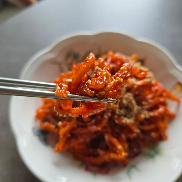 진미채볶음 레시피, 소주 2큰술의 비법 (부드러운 오징어채 볶음)